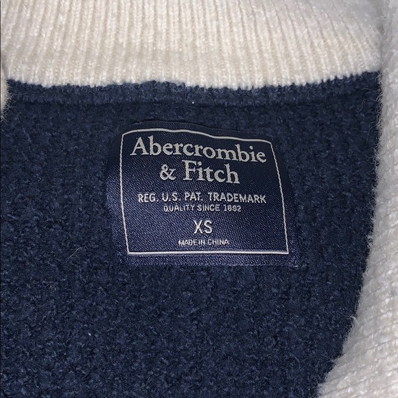 abercrombie sweater - Picture 2 of 2